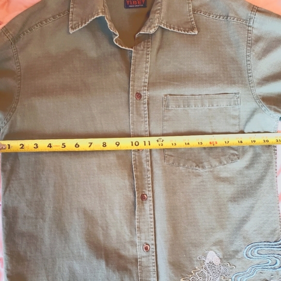 Button Down shirt - Picture 5 of 7